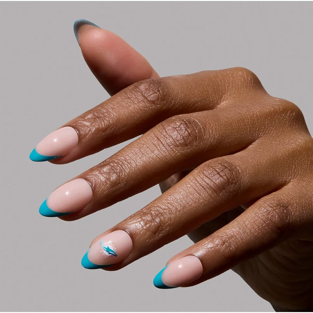 Glamnetic Miami Dolphins Press-On Nail Set